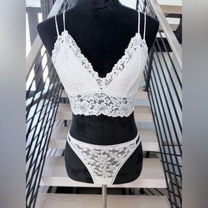 Victoria Secret White Lace Bralette & Panties Matching Set size S